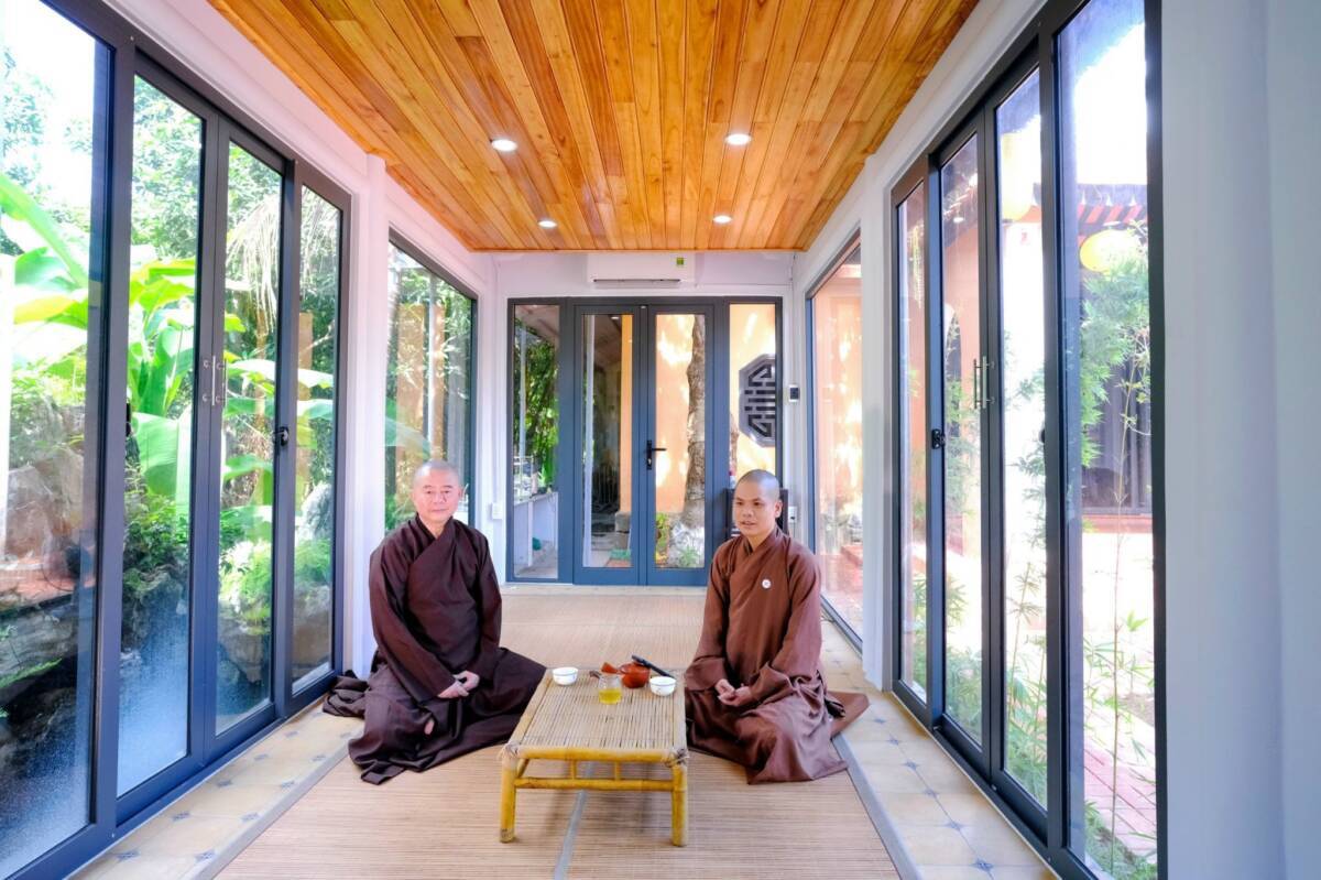 TT.Thích Thường Chiếu với “Bài học từ Biết Đủ”